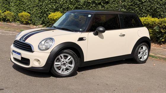 MINI ONE 1.6 16V GASOLINA 2P AUTOMÁTICO